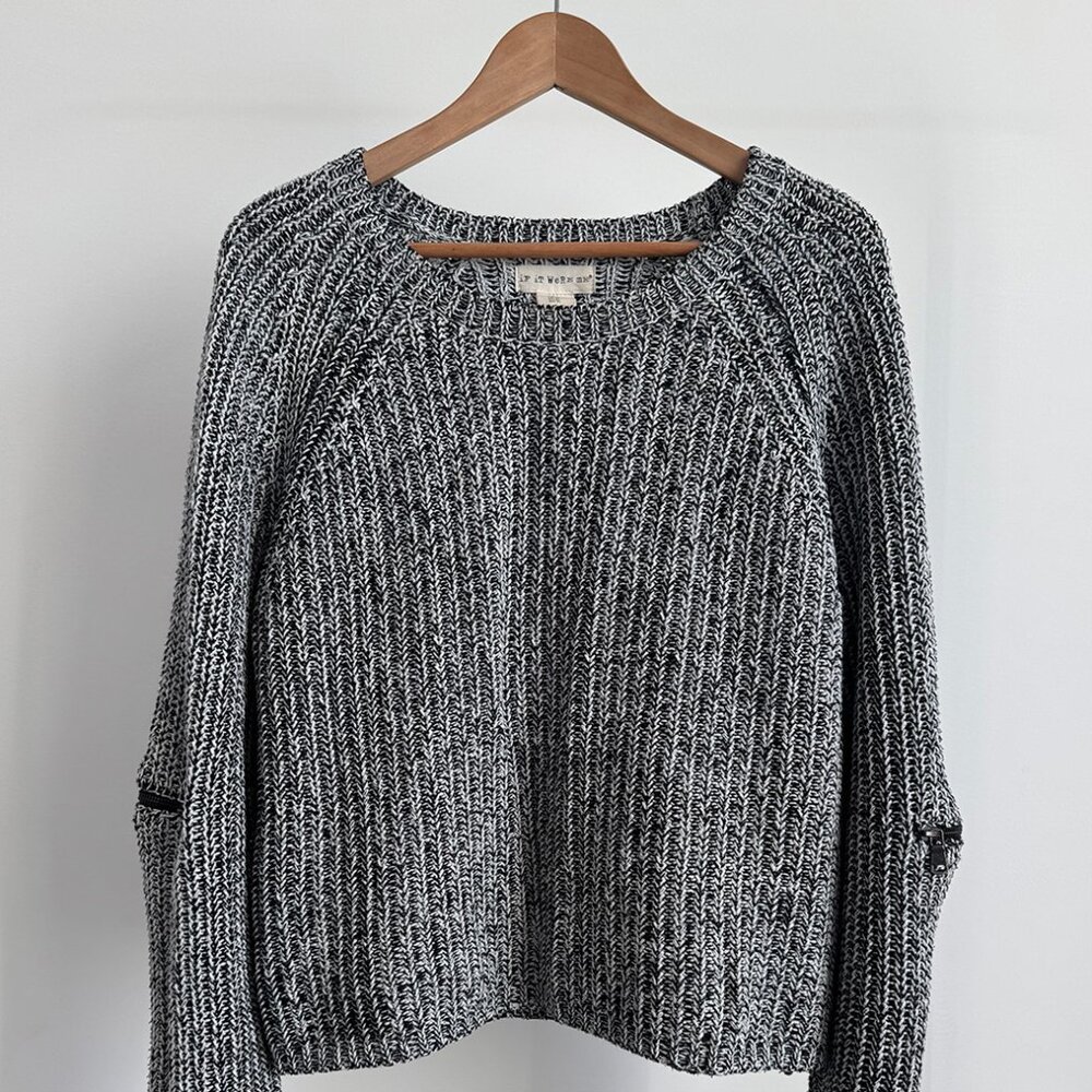Cropped Heather Knit Black + Cream Sweater with Zipper Details